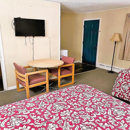 Love Hotels Timberline By Oyo Lake Superior Ironwood Εξωτερικό φωτογραφία